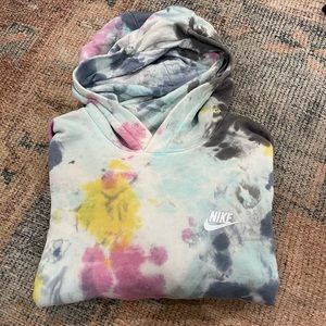 Nike Men’s Hoodie size Medium